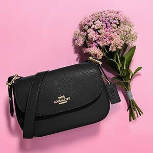 Coach Macie Saddle Bag • Black Leather Crossbody